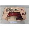 Image 3 : ERTL International Harvester Farmall Model 350 Tractor Die Cast in Box Scale 1:16