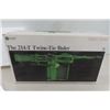 Image 4 : ERTL Precision Classis John Deere Model 214 T Twine Tie Baler Die Cast in Box Scale 1:16