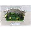 Image 1 : Spec Cast John Deere Lindeman Crawler Die Cast in Box Scale 1:16