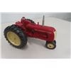 Image 3 : ERTL Cockshutt Model 50 'National Farm Toy Museum Edition' Die Cast in Box Scale Not Listed Probably