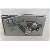 Image 4 : ERTL Deutz Allis Gleaner Model L3 Combine Die Cast in Box Scale 1:32 