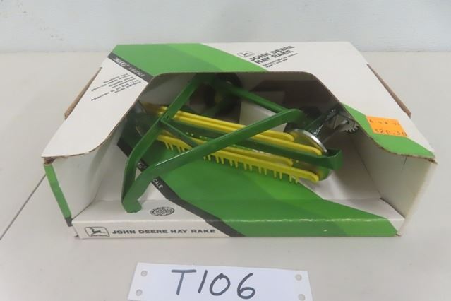 ERTL John Deere Hay Rake Metal and Plastic in Box Scale 1:16 - McSherry ...