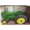 Image 2 : ERTL 1949 John Deere Model AR Tractor Die Cast in Box Scale 1:16