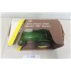 Image 3 : ERTL 1949 John Deere Model AR Tractor Die Cast in Box Scale 1:16