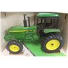 Image 3 : ERTL John Deere Model 4955 MFWD Tractor Die Cast in Box Scale 1:16 