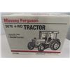 Image 5 : ERTL Massey Fergusson Model 3070 4 Wheel Drive Tractor Die Cast in Box Scale 1:16