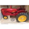 Image 2 : ERTL Massey Harris Model 44 Tractor Die Cast in Box Scale 1:16