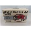 Image 5 : ERTL Massey Harris Model 44 Tractor Die Cast in Box Scale 1:16
