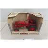 Image 1 : ERTL McCormick Farmall Cub Tractor Die Cast in Box Scale 1:16