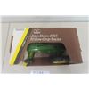Image 3 : ERTL 1953 John Deere Model 70 Row Crop Tractor Die Cast in Box Scale 1:16