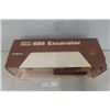 Image 2 : ERTL Case Model 688 Industrial Excavator Die Cast in Box Scale 1:16 