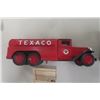 Image 7 : ERTL 1925 Texaco Kenworth Stake Truck, 1930 Texaco Diamond T Fuel Tanker Coin Banks New in Boxes 