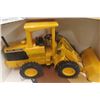 Image 5 : ERTL John Deere Industrial Loader Die Cast in Box Scale 1:16