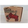 Image 3 : ERTL McCormick Farmall Model H Tractor Die Cast in Box Scale 1:16