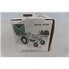 Image 4 : Spec Cast Oliver Model 440 Tractor Die Cast in Box Scale 1:16