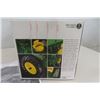 Image 6 : ERTL Precision Series John Deere Model 4220 Power Shift Tractor Die Cast in Box Scale 1:16