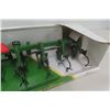 Image 3 : ERTL John Deere Tool Bar Minimum Till Cultivator Die Cast in Box Scale Not Listed 