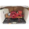 Image 2 : ERTL John Deere Waterloo Boy 2 HP Stationary Engine on Cart Die Cast in Box Scale 1:8