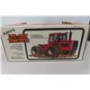 Image 5 : ERTL Massey Fergusson Model 4900 4 Wheel Drive Tractor Die Cast in Box Scale 1:32 