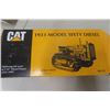 Image 6 : Sales Guides 1931 Caterpillar Model 60 Diesel Crawler Die Cast in Box Scale 1:25