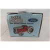 Image 3 : ERTL Ford Model NAA Golden Jubilee Tractor Die Cast in Box Scale 1:16
