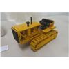 Image 2 : Norscot Caterpillar Model RD8 Diesel Tractor Crawler Die Cast In Box Scale 1:25
