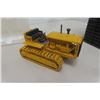 Image 3 : Norscot Caterpillar Model RD8 Diesel Tractor Crawler Die Cast In Box Scale 1:25