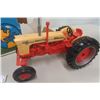 Image 2 : ERTL Case Model 800 Tractor '1990 Toy Farmer National Farm Toy Show' Die Cast In Box Scale Not Liste