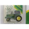 Image 4 : 4 ERTL John Deere Tractors on Cards Die Cast Scale 1:64 - Model D, Model 360, 2 Model 7800
