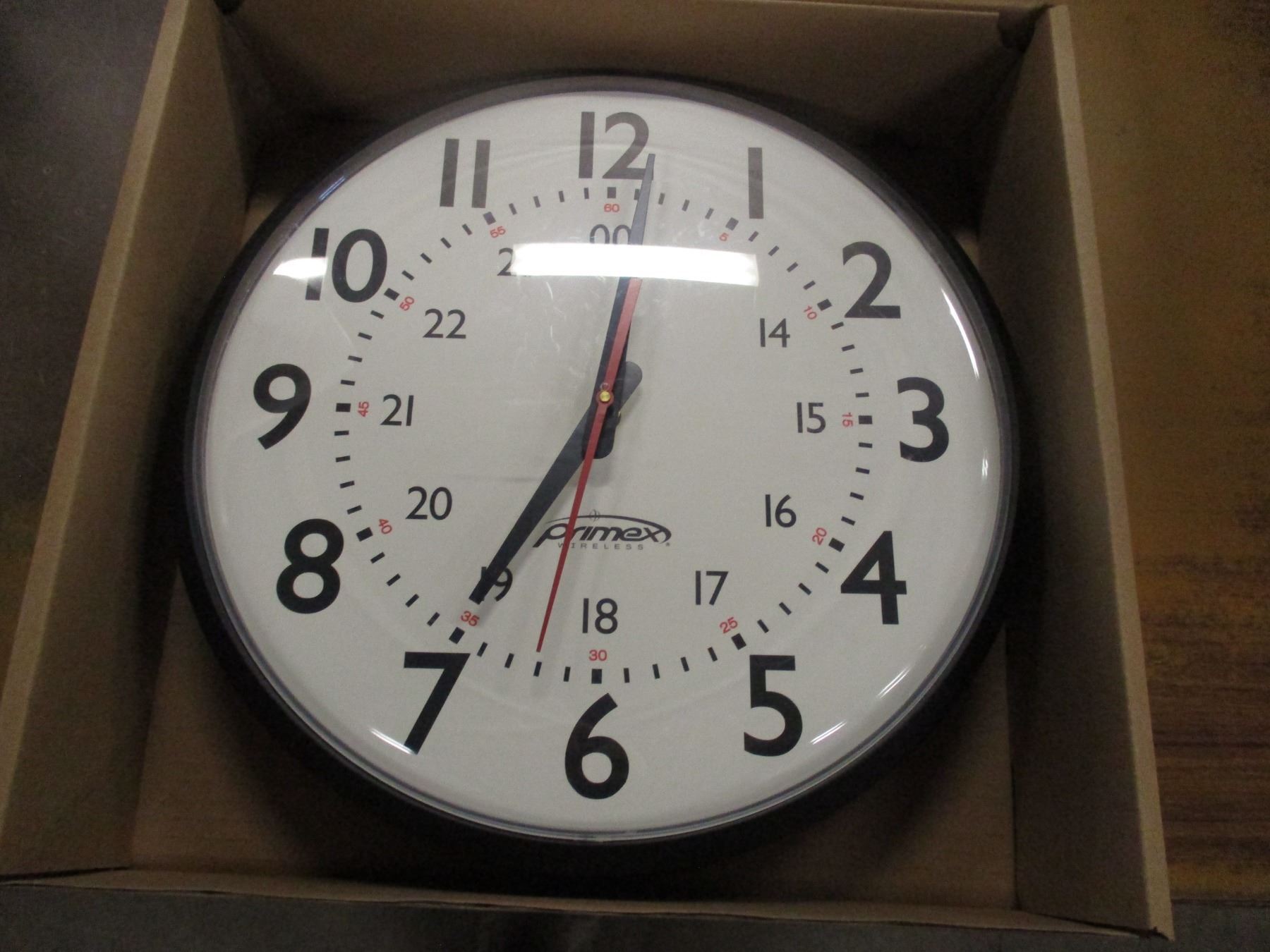 FREIGHT DAMAGE (AS IS) PRIMEX ROUND WALL CLOCK (APPROX. 12")