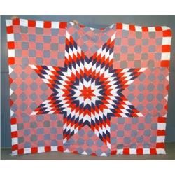 TACKED PATCHWORK QUILT