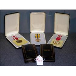 LOT OF 3 MILITARY MEDALS, AND MEDAL BOXES
