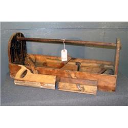 CARRYING BOX OF WOODEN MOLDING PLANES