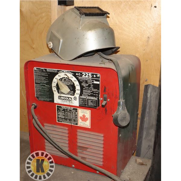 LINCOLN ELECTRIC LINCWELDER AC 225S WELDER