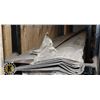 Image 2 : SHELF OF ROOFING MATERIAL