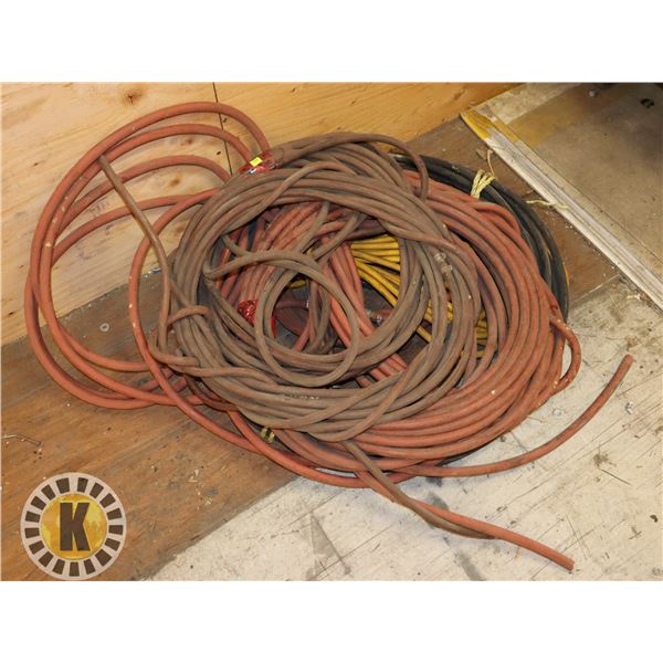 LARGE LOT OF AIR HOSES