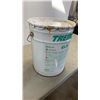 Image 2 : 5 GALLON PAIL OF TREMCO ABESTOS FREE ASPHALT ROOF CEMENT