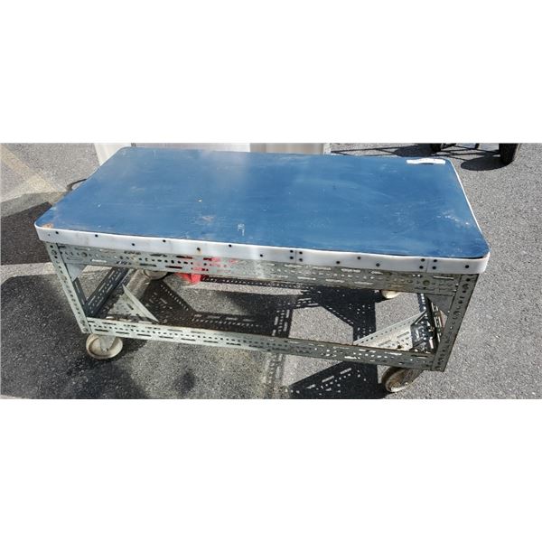 ROLLING SHOP TABLE