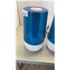 Image 2 : 2 PUREGUARDIAN HUMIDIFIERS