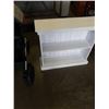 Image 2 : WHITE BOOKSHELF