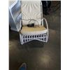 Image 2 : RATTAN MASSAGE AND HEAT ROCKING CHAIR