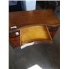 Image 2 : VINTAGE BOW FRONT DESK