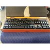 Image 2 : STEELSERIES APEX 5 BACKLIT HYDRID GAMING KEYBOARD - TESTED WORKING, RETAIL $129