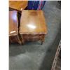 Image 2 : PAIR OF BASSETT FURNITURE 1 DRAWER NIGHTSTANDS