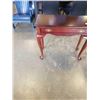 Image 2 : BOMBAY SOFA TABLE