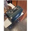 Image 2 : MUSE GT-10 GUITAR AMPLIFIER WORKING
