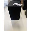 Image 2 : PAIR OF KLIPSCH V10 SPEAKERS AND PAIR OF OMAGE QFS4 SPEAKERS