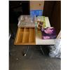 Image 1 : 2 BAMBOO CUTLERY TRAYS, KNIFE BLOCK, AND LED NAIL LIGHT