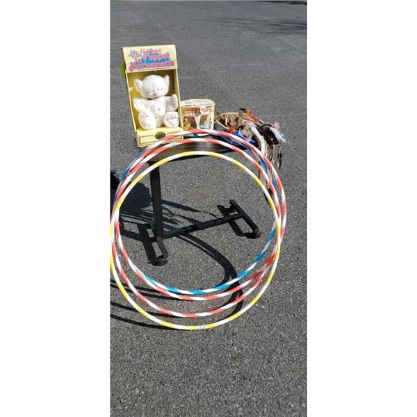 4 HULAHOOPS WITH VINTAGE TOYS