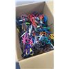 Image 2 : BOX OF SCISSORS